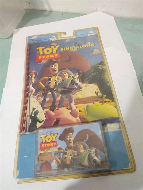 Toy Story 1 Sing-Along Songbook & Audio Cassette tape/1996/USA, Hobbies