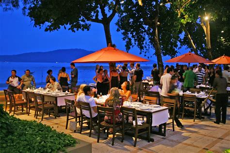 kan eang pier in phuket thai fine dining on chalong pier go guides