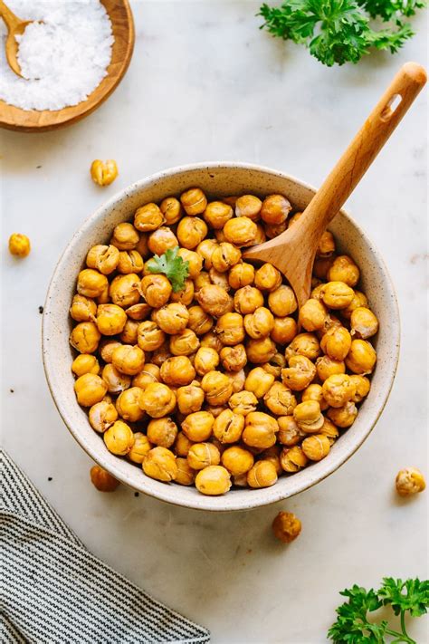 Crispy Roasted Chickpeas Perfect Every Time The Simple Veganista