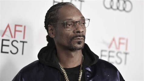 Snoop dogg — the bidness 03:28. Snoop Dogg says he's voting for the first time ever in 2020