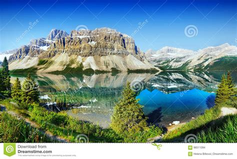 Bow Lake Banff National Park Canada Stock Photo Image