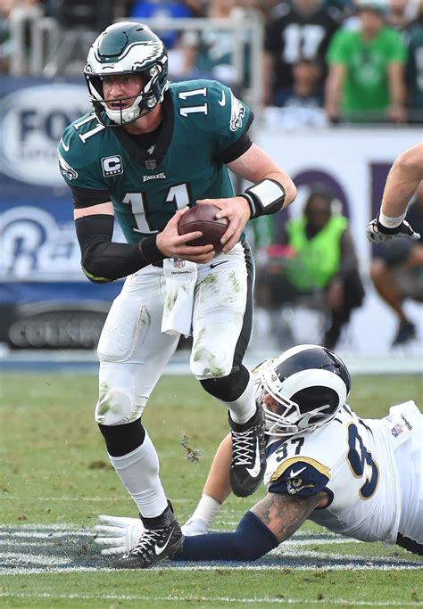 Initial Carson Wentz Tests Dont Reveal Complete Acl Tear