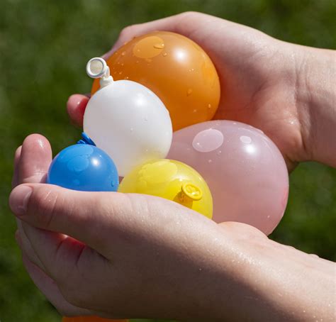 Water Balloon Toss (Grades 3-5) - Summer Adventure