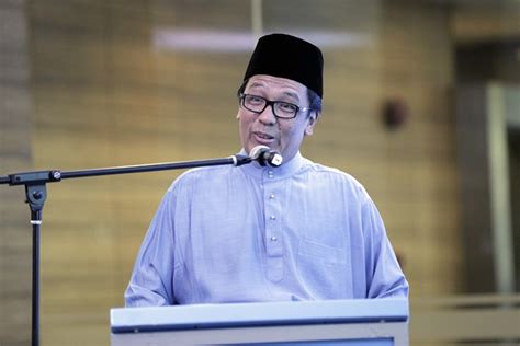 Dato' sri mohammed shazalli ramly. Celcom Axiata celebrates blissful Ramadhan with the ...