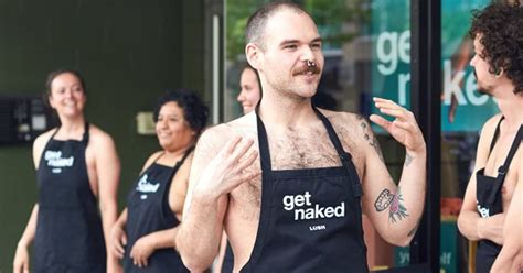 Lush Cosmetics Staff Stripped Down To Get Costumers To Reconsider Extra