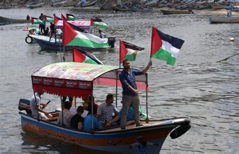 اسرائيل تعترض سفينة من اسطول الحرية 3 المتجه لكسر الحصار على غزة
