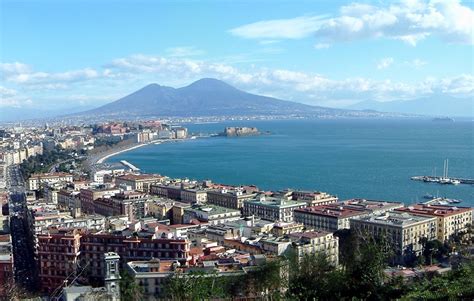 Napoli Wikipedia