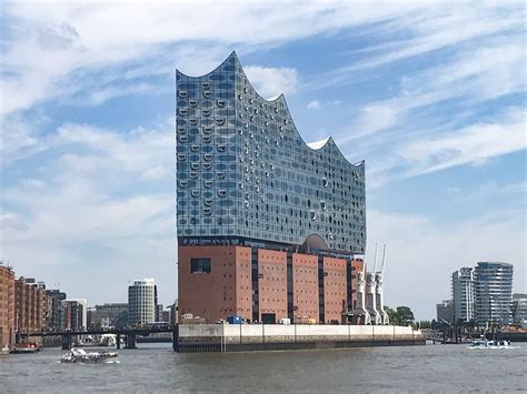 A Tour Architectural Guided Tours In Hamburg One Day In Hamburg