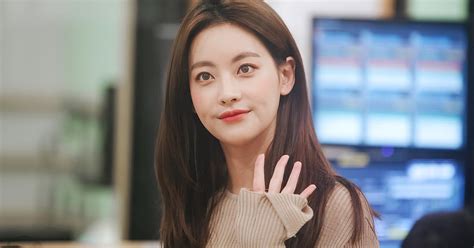 Drama Staff Compliments Oh Yeon Seo For Filming Professionally Despite