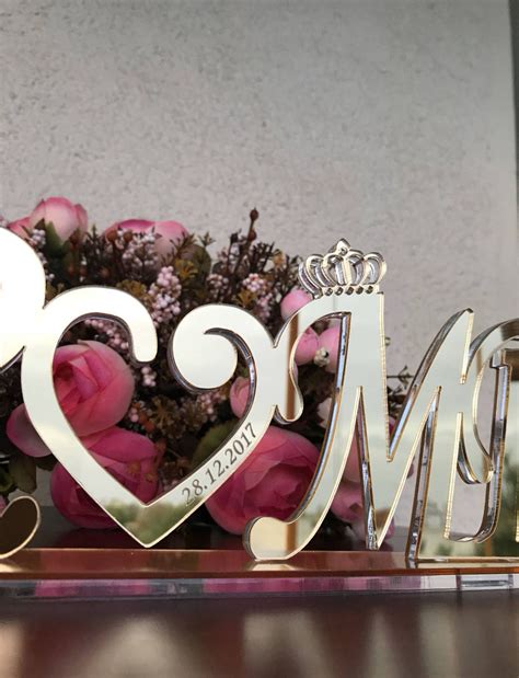 Acrylic Mr Mrs Sign Mr and Mrs Decor Wedding Table Decor | Etsy