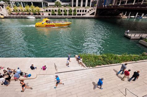 This Drone Footage Captures The Walkway Along Chicagos Riverfront Over