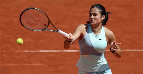 French Open Us Open Champ Raducanu Knocked Out In Second Round