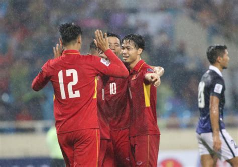 Bắt đầu phát trực tiếp 31/05/2021 23:45. Kết quả bóng đá Việt Nam vs Campuchia: Hẹn Jordan tranh ...