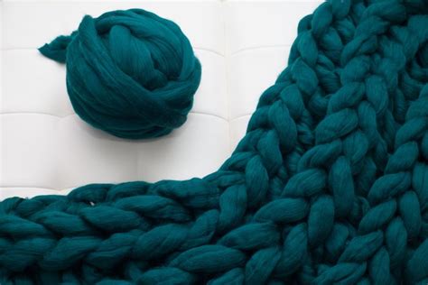 Merino Wool Diy Knit Kit With Needles Medium Size Throw 40x60 Single