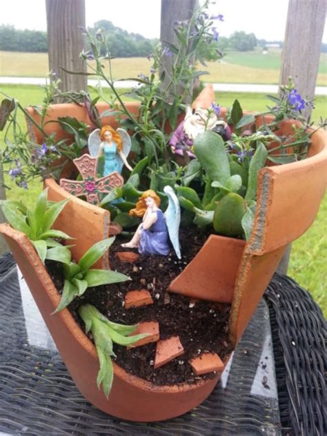 How To Make A Fairy Garden From A Broken Clay Pot Dengarden