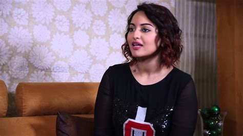 Sonakshi Sinha Exclusive Interview On Showbiz India Tv Youtube