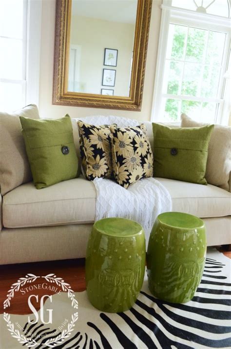 Planning the color combinations of the pillows for these sofas #pillows #sofapillows. HOW TO BUILD A PILLOW COLLECTION LIKE A PRO! - StoneGable