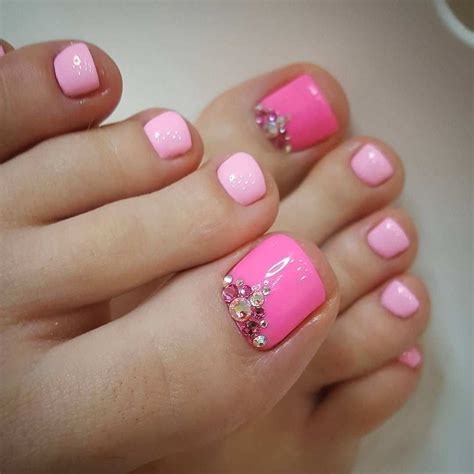 Pedicure Nails Luxury Pink And Fuchsia Pedicure Rhinestones Nail Art