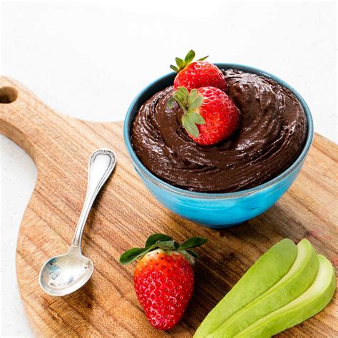 Apr 11, 2021 · recipes developed by vered deleeuw and nutritionally reviewed by but that photo, so rich and dark and decadent, kept haunting me. Avocado Chocolate Mousse - Avanza
