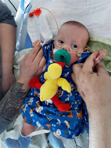 Miracle Baby Born At 21 Weeks Heads Home From Hospital Just In Time