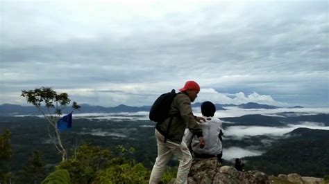 Wisata Alam Pengunungan Sampetua Desa Baringin Kec Parlilitan Kab Humbang Hasundutan Sumatera