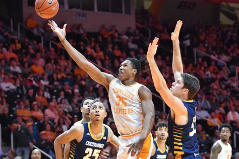 Vols Basketball Tennessee Holds Off Chattanooga 58 46 Rocky Top Talk