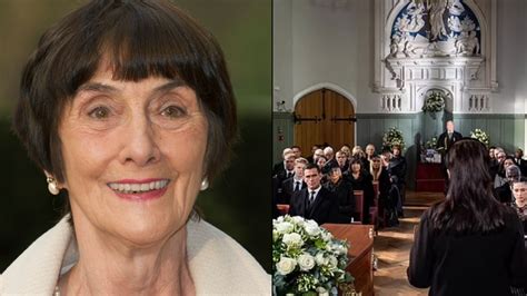 June Browns Children Secretly Appear In Dot Cottons Funeral In