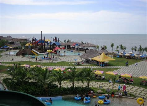 Pantai Cermin Wisata Waterpark Dengan View Pantai Dan Resort Yang Menawan Baca Media
