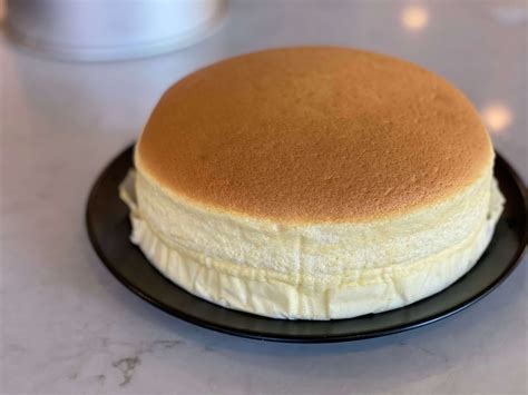 Foolproof Japanese Souffle Cheesecake Recipe Make A Jiggly Japanese Cheesecake That Doesnt
