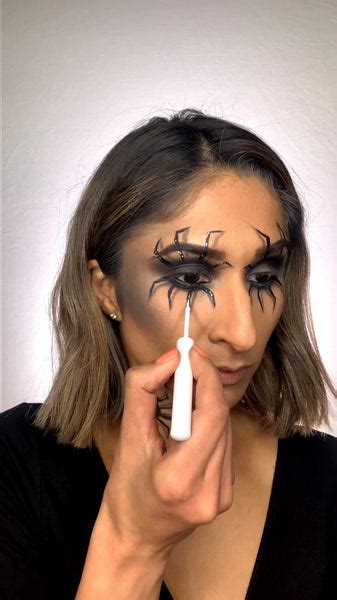 Spider Queen Makeup Tutorial From Mua Rups Fashion Blog 4th And Reckless