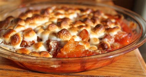 One of my family's favorite thanksgiving side dishes is my candied yams recipe with marshmallows. Marshmallow Yam Bake | What's Cookin' Italian Style Cuisine