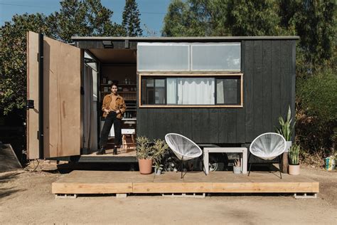 12 Inspiring Tiny Homes That Were Entirely Diyed Decor Report