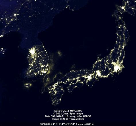 Flying over east asia, astronauts on the international space station (iss) took this night image of the korean peninsula. gay432osiz: google earth north korea at night