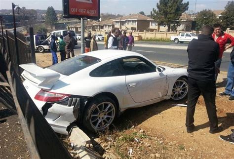 Car Crash Porsche 911 Gt3 Wrecked On Test Drive In Johannesburg Gtspirit