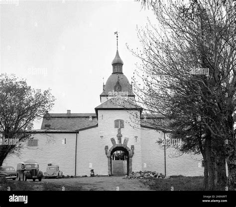 Knobelauch ntb ntb history historical buildings exterior palace hi-res