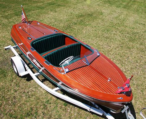 Chris Craft Deluxe Runabout Chris Craft Wooden Boats