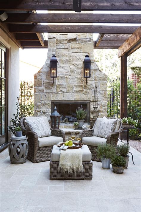 Amazing Stylish Outdoor Living Room Ideas To Expand Your Living Space 5