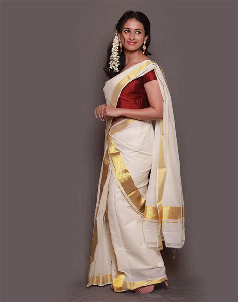 Kerala Handloom Set Mundu Gold And Silver Byhand I Indian Ethnic Wear