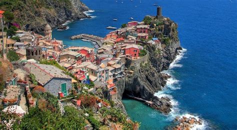Vernazza Ligurian Sea Italy Mediterranean Wallpaper