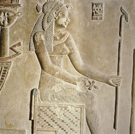 Interesting Fun Facts About Egyptian Queen Cleopatra Biography Icon