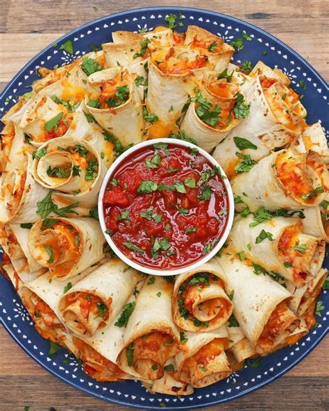 Line a baking sheet with parchment paper. Blooming Quesadilla Ring Recipe by Tasty | Recipe | Party ...
