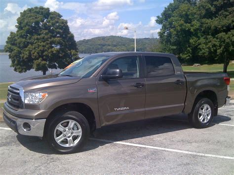 Test Drive Toyota Tundra A Working Truck With Refinement