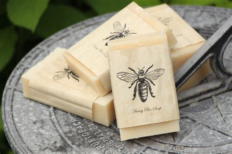 Homemade Honey Bee Soap Soap Packaging Soap Recipes Home Made Soap