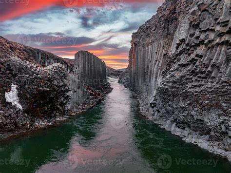 Epic View Of The Studlagil Basalt Canyon Iceland 7918701 Stock Photo