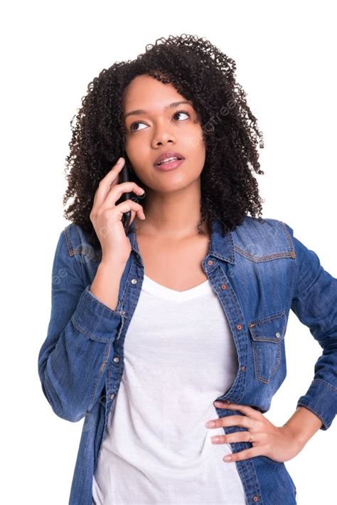 พื้นหลังผู้หญิงแอฟริกันที่โทรศัพท์ หญิงสาวแอฟริกันที่สวยงามที่โทรศัพท์ รูปถ่าย และรูปภาพสำหรับ