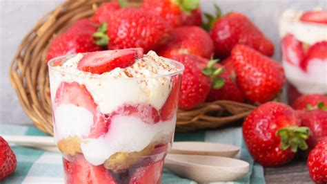Erdbeer-Tiramisu: Das beste Rezept | BRIGITTE.de