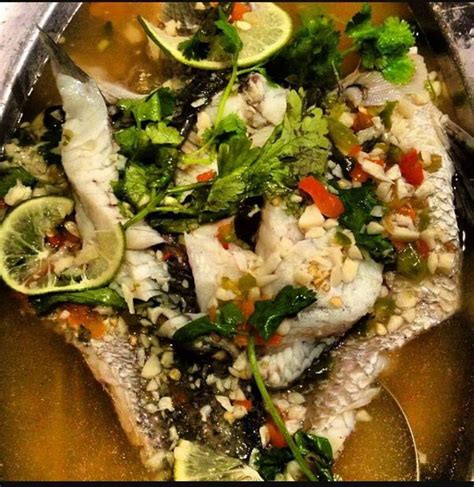 Lebih lanjut mengenai ikan kerapu, maka berikut kami mencoba memberikan sebuah resep masak menu hidangan berbahan dasar seafood bernama ikan kerapu goreng saus mentega. Resep Steam Ikan Kerapu Thailand Asam Pedas
