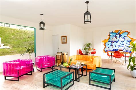 Want To Stay At Daddy Yankee S Home You Can Via Airbnb For Just 85