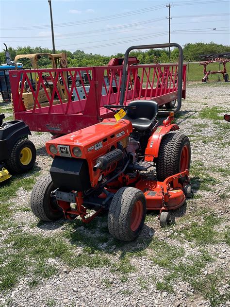 Kubota B7100hst Tractors Less Than 40 Hp For Sale Tractor Zoom