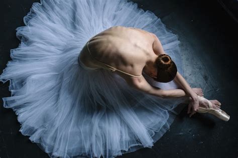 Incredible Behind The Scenes Shots Of Beautiful Russian Ballerinas